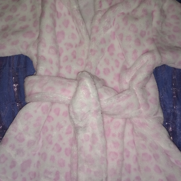 NWOT ADORABLE leopard print infant/baby robe - Picture 5 of 7
